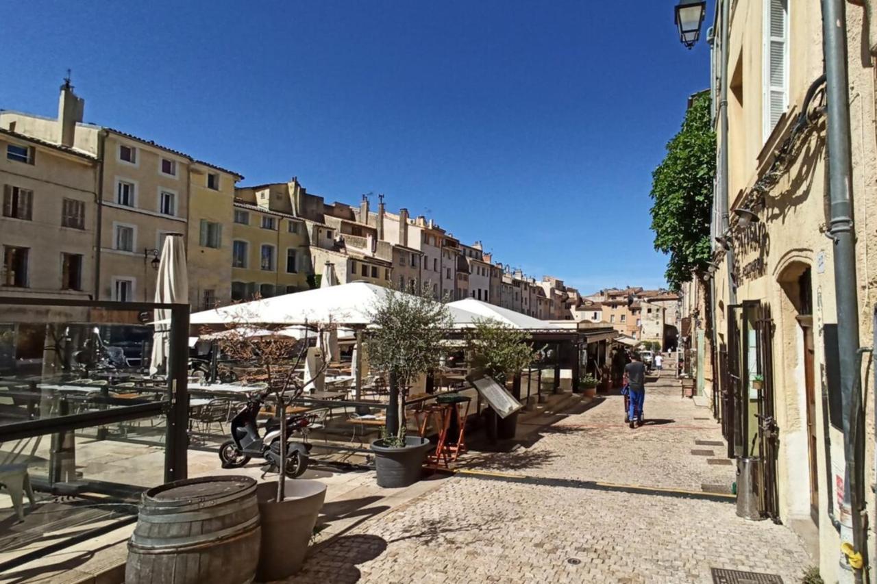 Furnished Apartment In The Heart Of The City Close To All The Amenities Aix-en-Provence Exterior photo